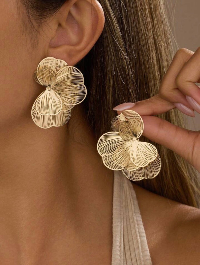 Gold Flower Earrings