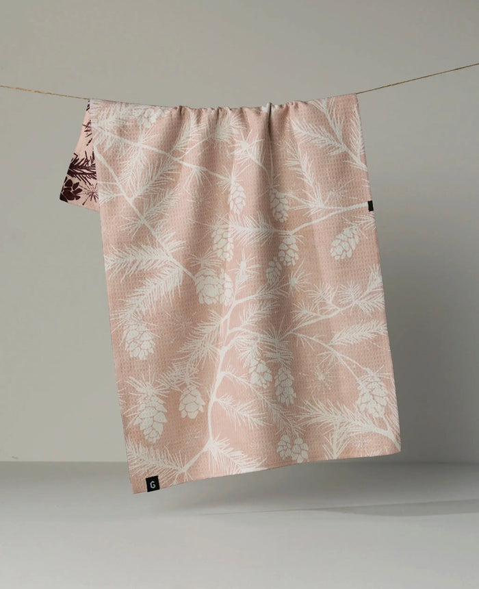 'Woodlawn Calm' Geometry Towel