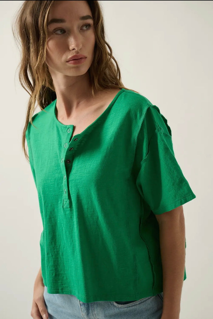 'Kelly' Mineral- Wash T-shirt