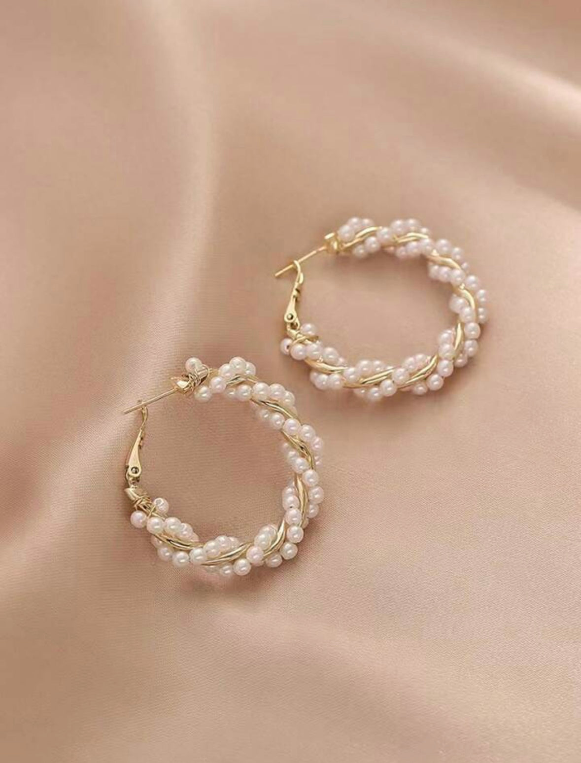 Pearl twist Hoops